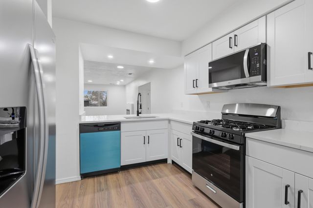 2358 Green Lake Road NE, Rio Rancho, NM 87124