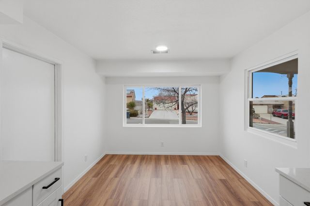 2358 Green Lake Road NE, Rio Rancho, NM 87124