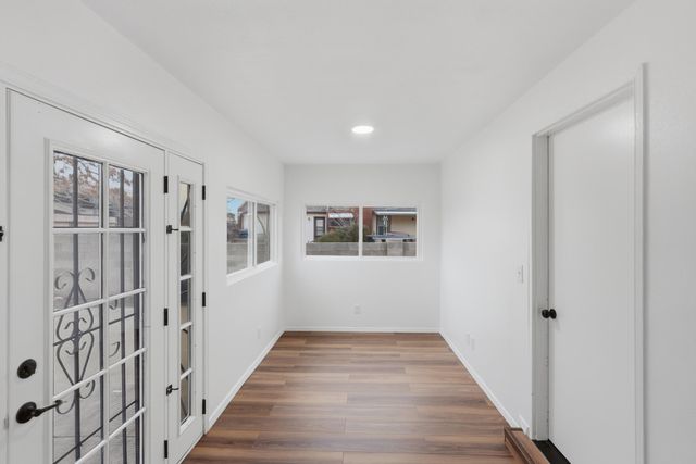 2358 Green Lake Road NE, Rio Rancho, NM 87124