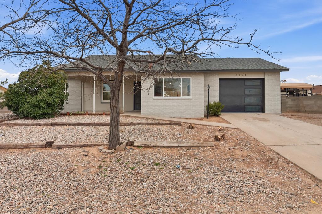 2358 Green Lake Road NE, Rio Rancho, NM 87124