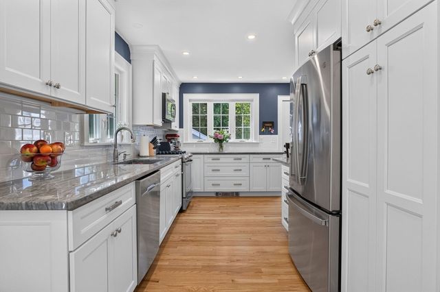 18 Hanson St., Wakefield, MA 01880