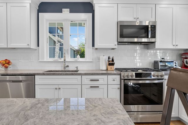 18 Hanson St., Wakefield, MA 01880