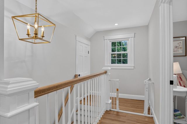 18 Hanson St., Wakefield, MA 01880
