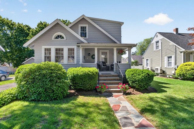 18 Hanson St., Wakefield, MA 01880