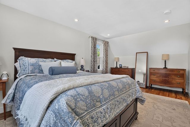 18 Hanson St., Wakefield, MA 01880