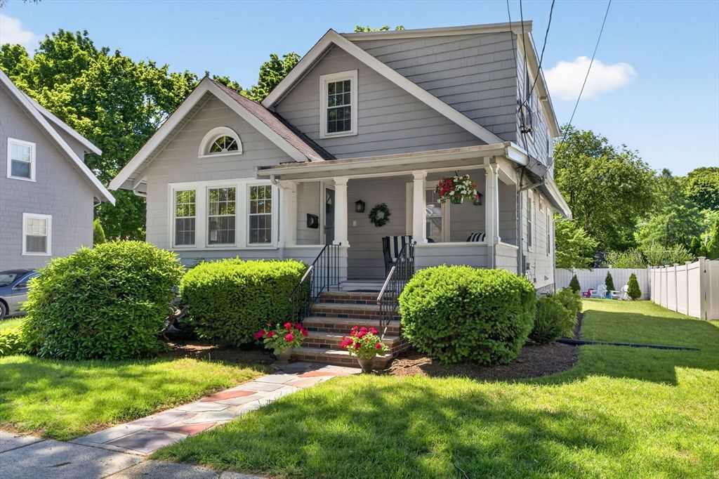 18 Hanson St., Wakefield, MA 01880