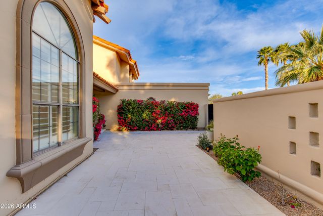 9808 E TOPAZ Drive, Scottsdale, AZ 85258