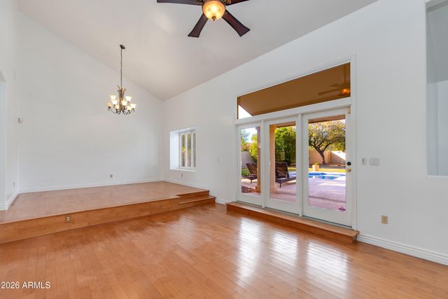 9808 E TOPAZ Drive, Scottsdale, AZ 85258