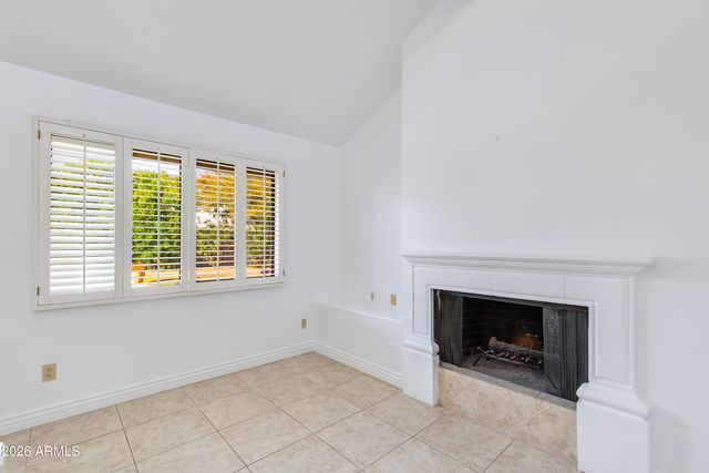 9808 E TOPAZ Drive, Scottsdale, AZ 85258