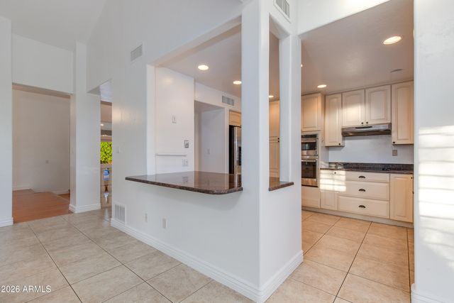 9808 E TOPAZ Drive, Scottsdale, AZ 85258