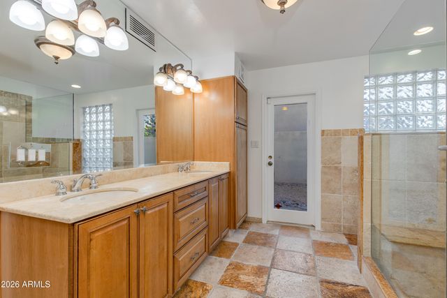 9808 E TOPAZ Drive, Scottsdale, AZ 85258