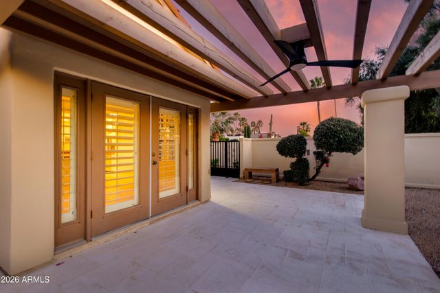 9808 E TOPAZ Drive, Scottsdale, AZ 85258