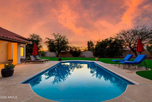 9808 E TOPAZ Drive, Scottsdale, AZ 85258