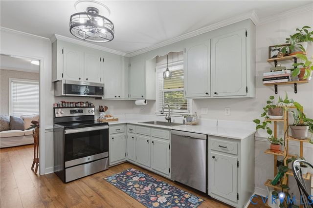 1624 Pocoshock Blvd, North Chesterfield, VA 23235