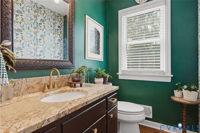 1624 Pocoshock Blvd, North Chesterfield, VA 23235