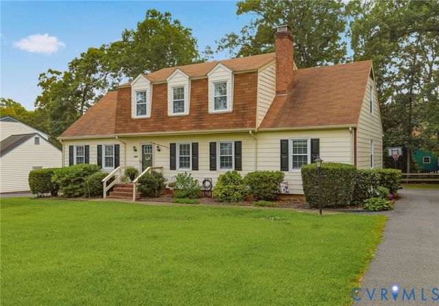1624 Pocoshock Blvd, North Chesterfield, VA 23235
