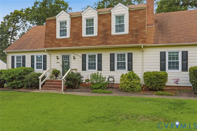 1624 Pocoshock Blvd, North Chesterfield, VA 23235