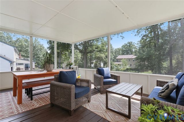 1624 Pocoshock Blvd, North Chesterfield, VA 23235