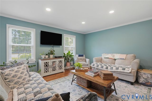 1624 Pocoshock Blvd, North Chesterfield, VA 23235