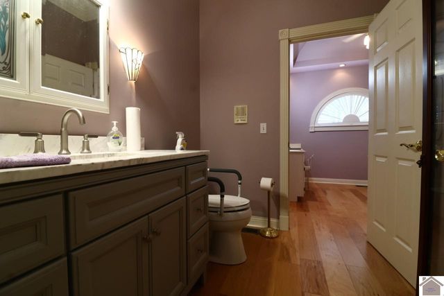 2933 trace creek church rd, Mayfield, KY 42066