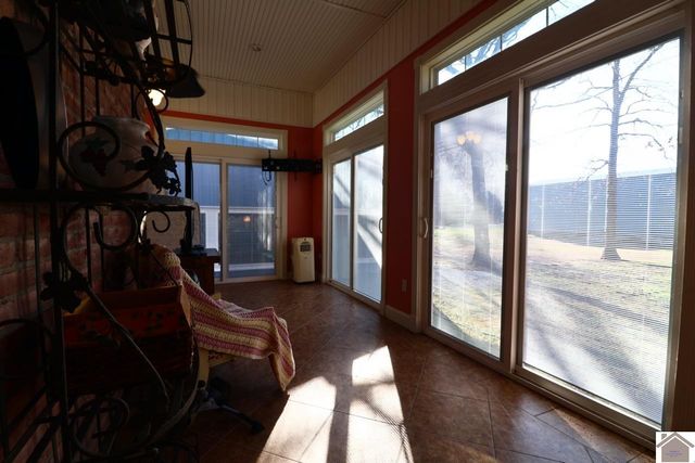 2933 trace creek church rd, Mayfield, KY 42066