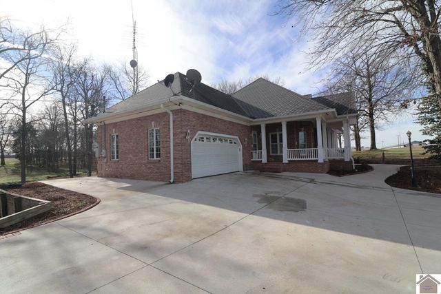 2933 trace creek church rd, Mayfield, KY 42066