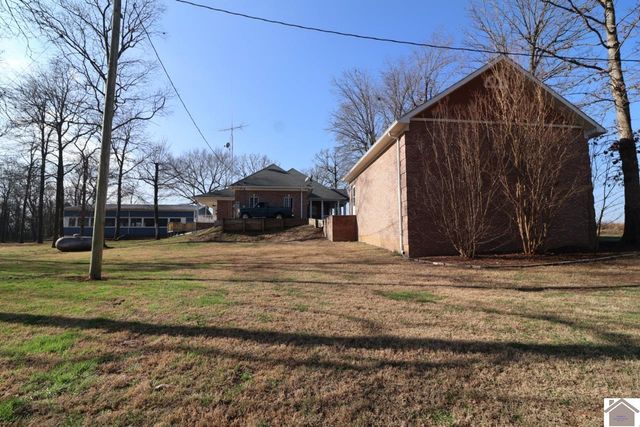 2933 trace creek church rd, Mayfield, KY 42066