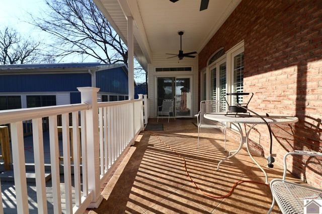 2933 trace creek church rd, Mayfield, KY 42066