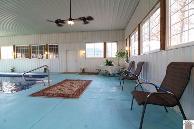 2933 trace creek church rd, Mayfield, KY 42066