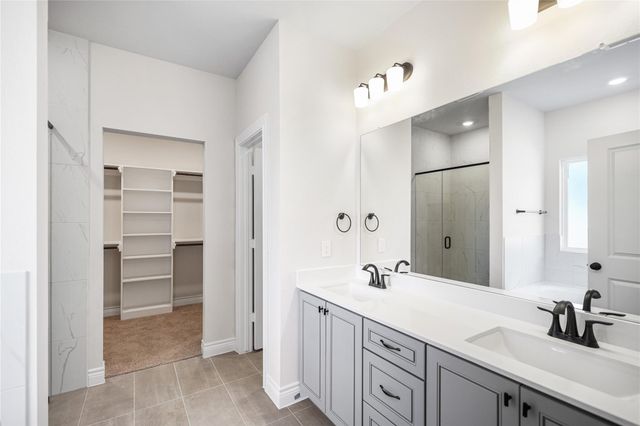 11827 Serena's Song Drive, Montgomery, TX 77318