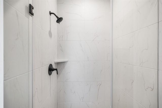 11827 Serena's Song Drive, Montgomery, TX 77318