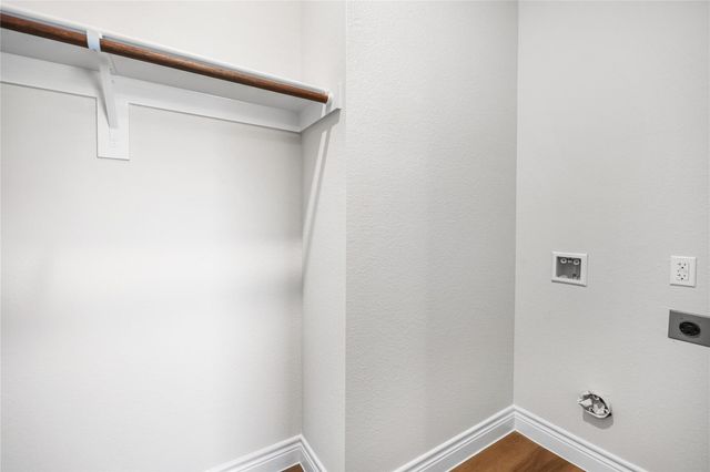 11827 Serena's Song Drive, Montgomery, TX 77318