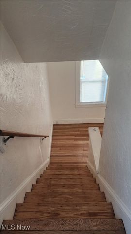 853 Russell Avenue, Akron, OH 44307