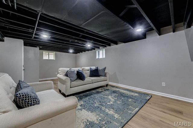 8901 Moritz Avenue, Brentwood, MO 63144