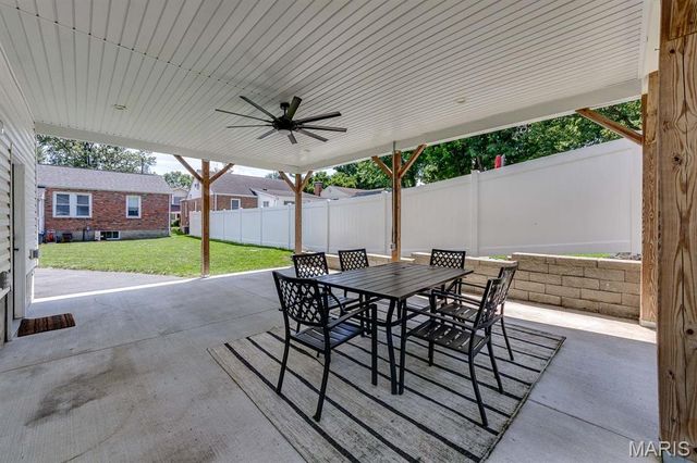 8901 Moritz Avenue, Brentwood, MO 63144