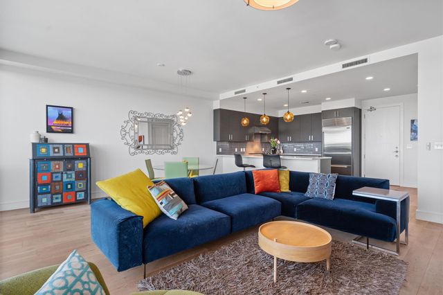 222 West Ave 2806, Austin, TX 78701