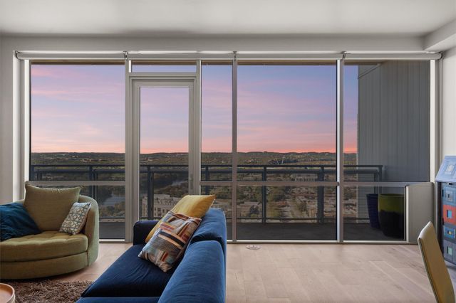 222 West Ave 2806, Austin, TX 78701
