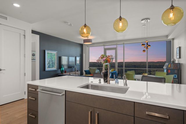 222 West Ave 2806, Austin, TX 78701