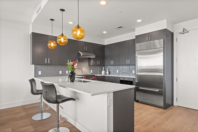222 West Ave 2806, Austin, TX 78701