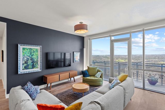 222 West Ave 2806, Austin, TX 78701