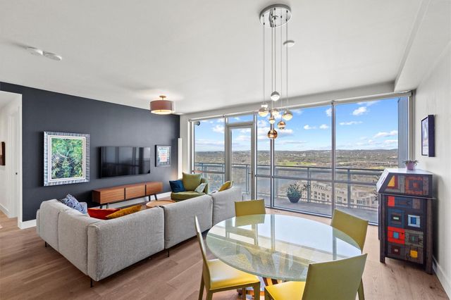 222 West Ave 2806, Austin, TX 78701