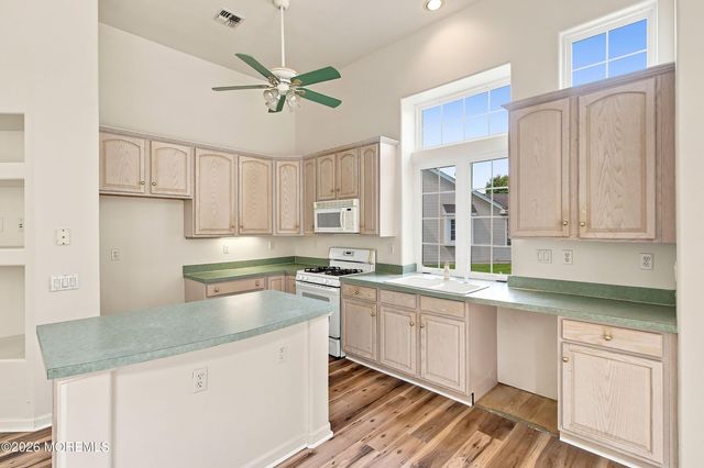 7 Bayou Court, Barnegat, NJ 08005