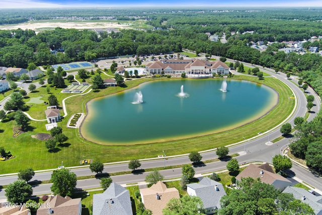 7 Bayou Court, Barnegat, NJ 08005