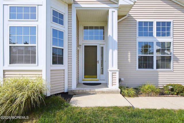 7 Bayou Court, Barnegat, NJ 08005