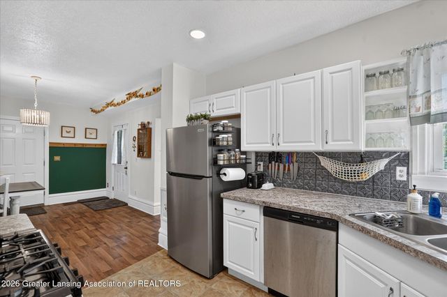628 Brook Street, Lansing, MI 48906
