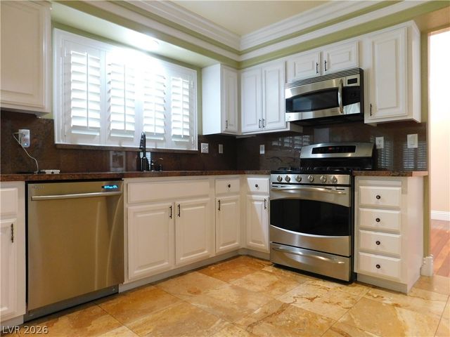 2150 Eaglecloud Drive, Henderson, NV 89074