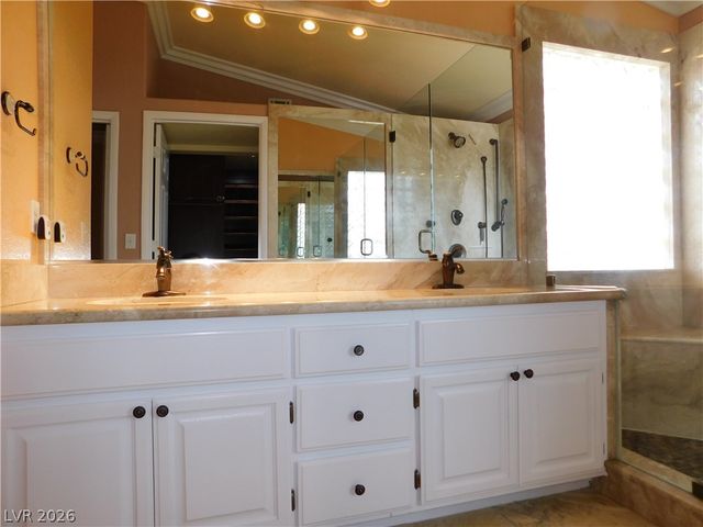 2150 Eaglecloud Drive, Henderson, NV 89074
