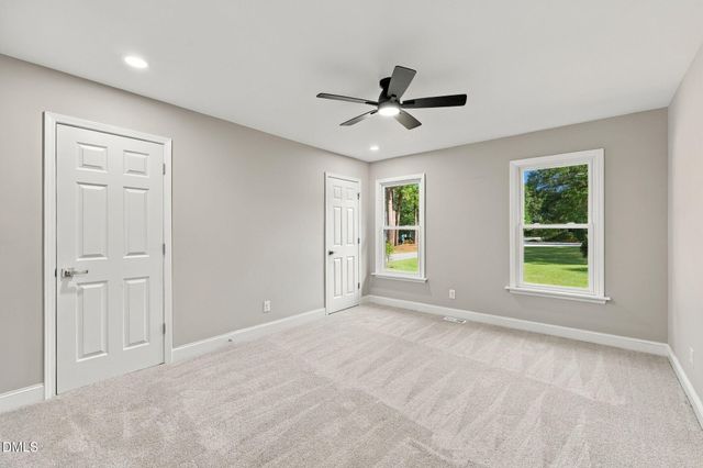 115 Meadowglades Lane, Cary, NC 27518