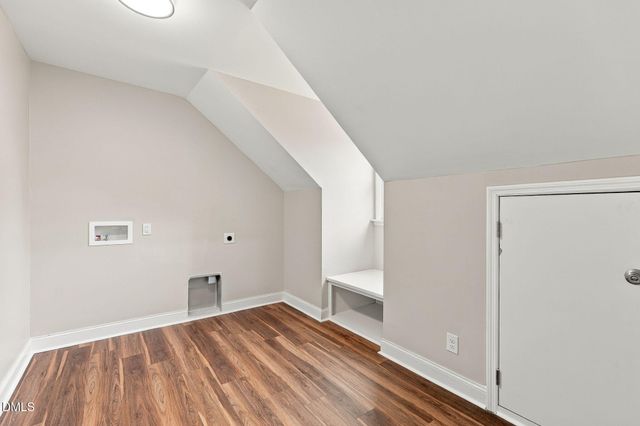 115 Meadowglades Lane, Cary, NC 27518