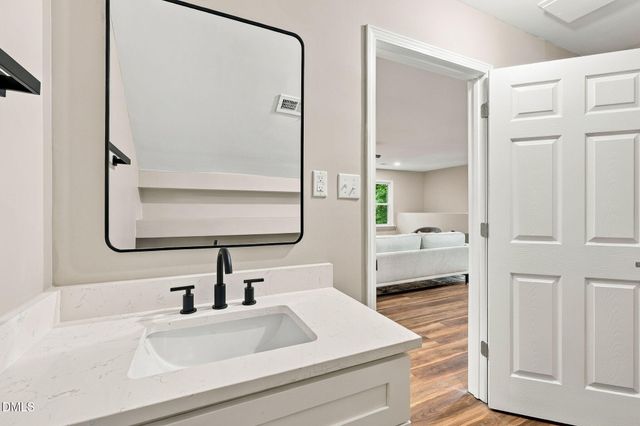 115 Meadowglades Lane, Cary, NC 27518